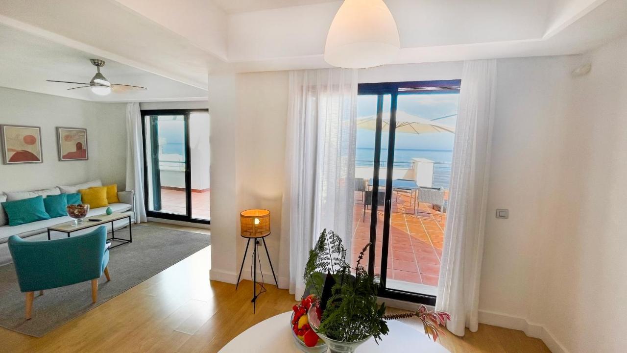 Exclusive Luxury Frontline Beach Penthouse Casares Del Mar - Estepona Exterior foto